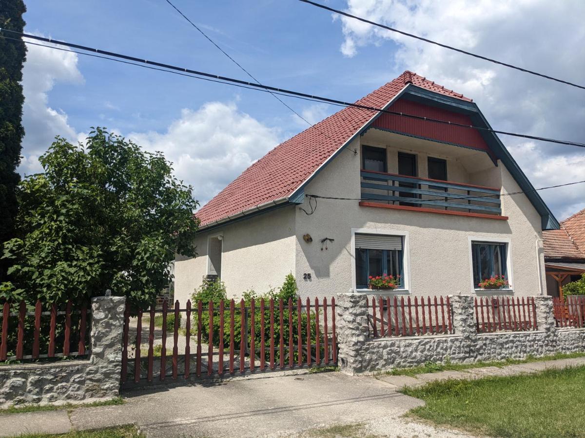 Villa Tulipan Haz Szilvásvárad Esterno foto